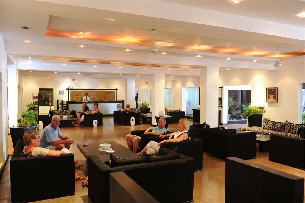 Golden Star Beach Hotel