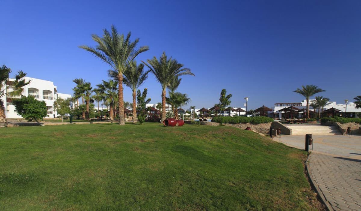Coral Beach Montazah