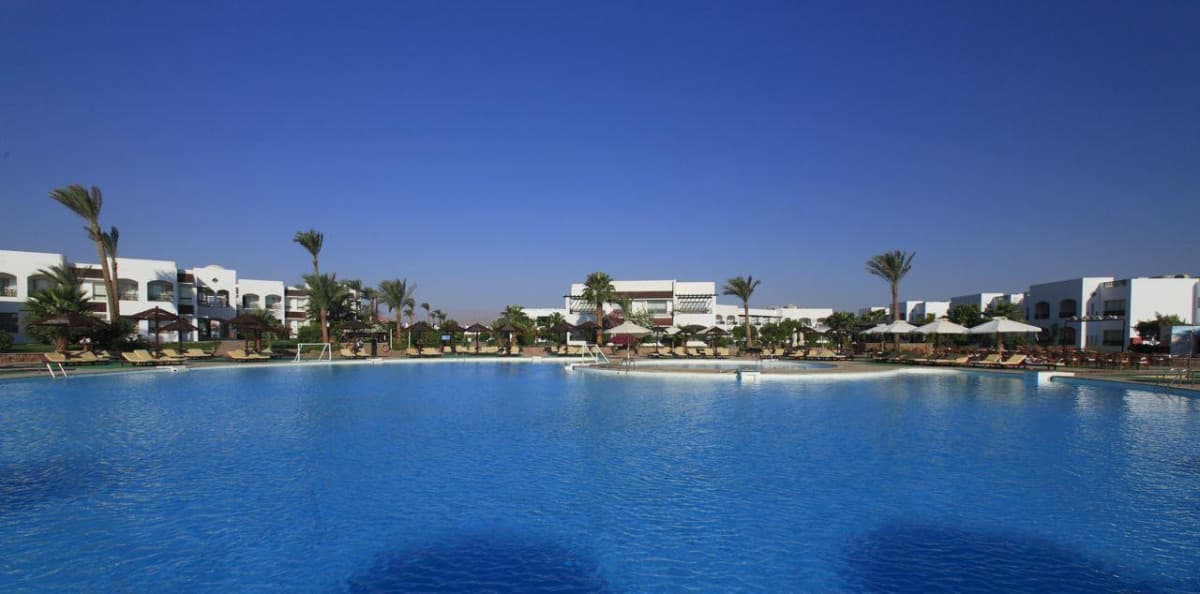 Coral Beach Montazah