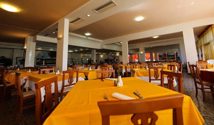 Holiday Hotel