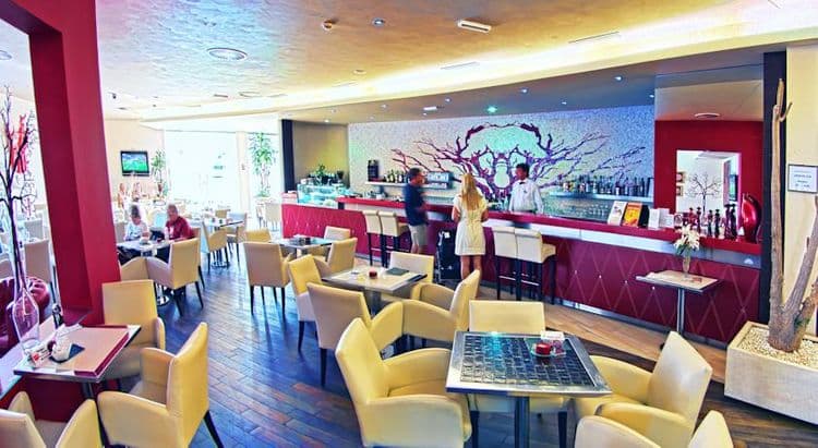 Park Grand Hotel