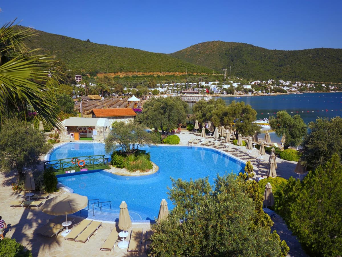 Izer Hotel & Beach Club