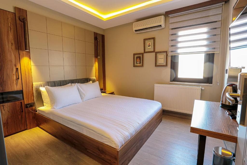 ARACH HOTEL HARBIYE