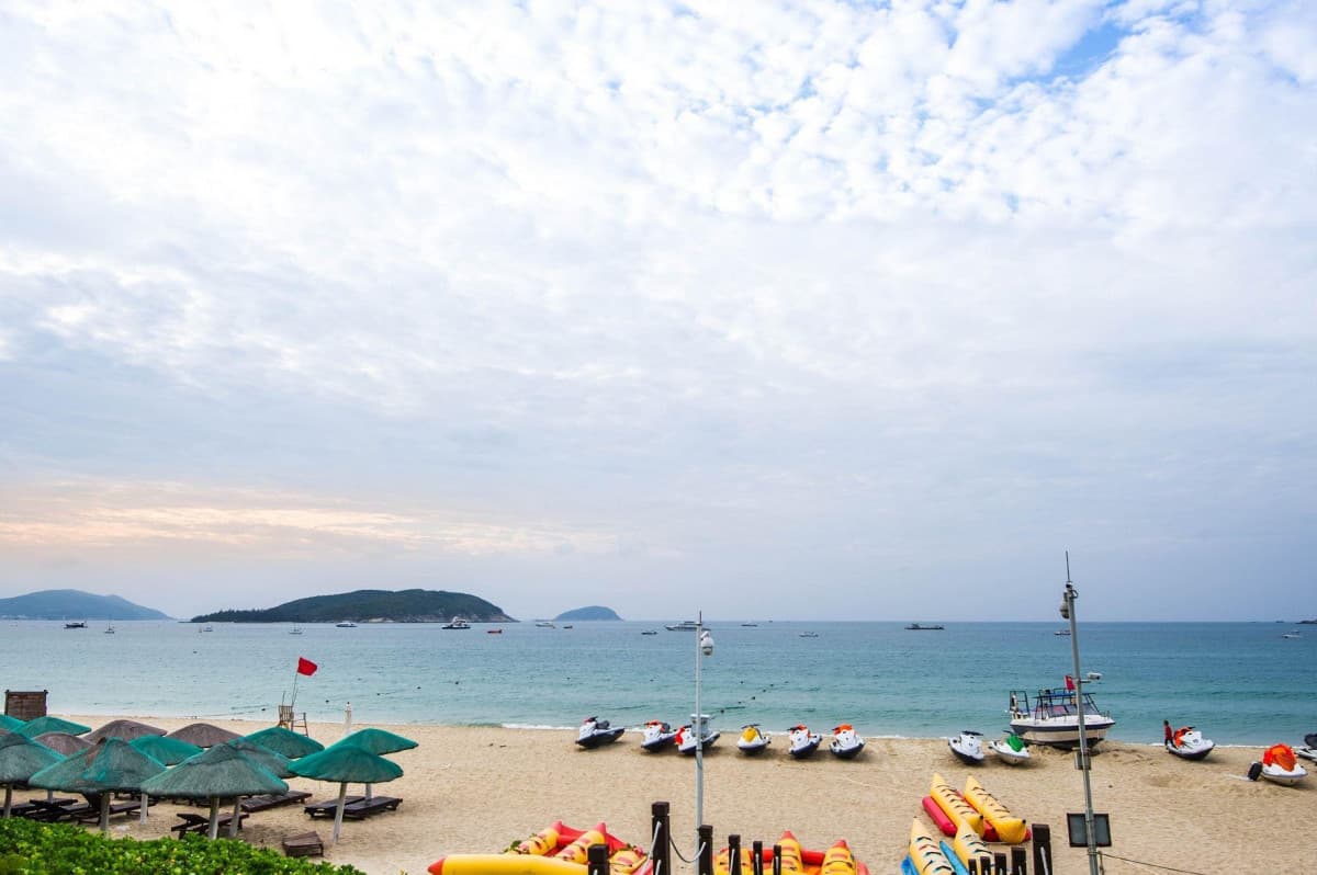 Golden Palm Resort Yalong Bay