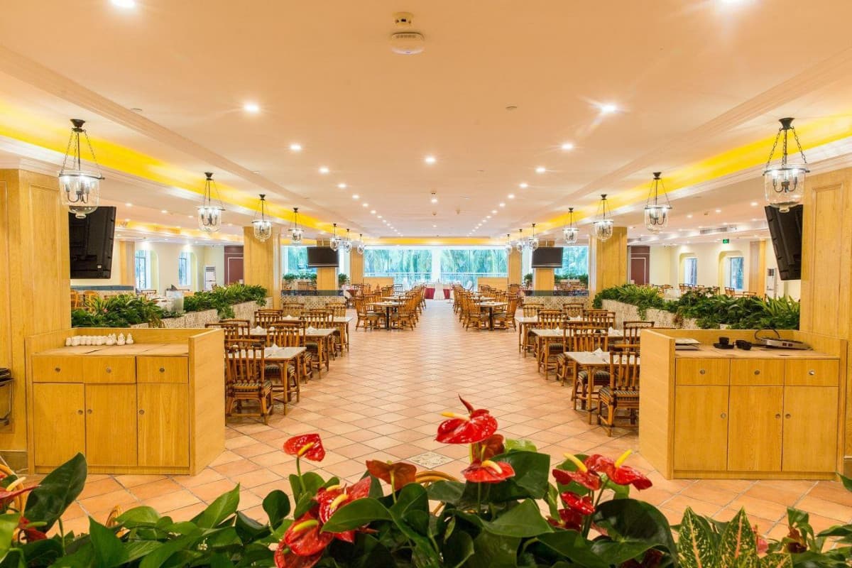 Golden Palm Resort Yalong Bay