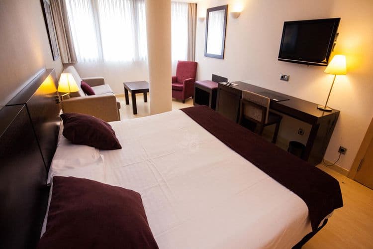 Centric Atiram Hotel