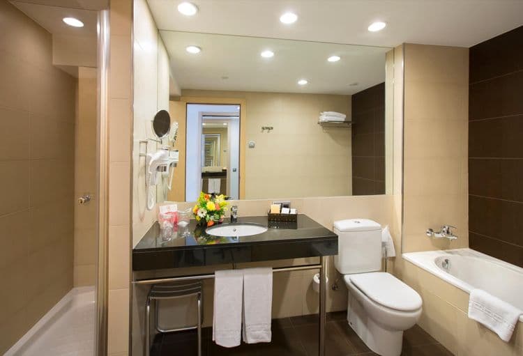 Centric Atiram Hotel