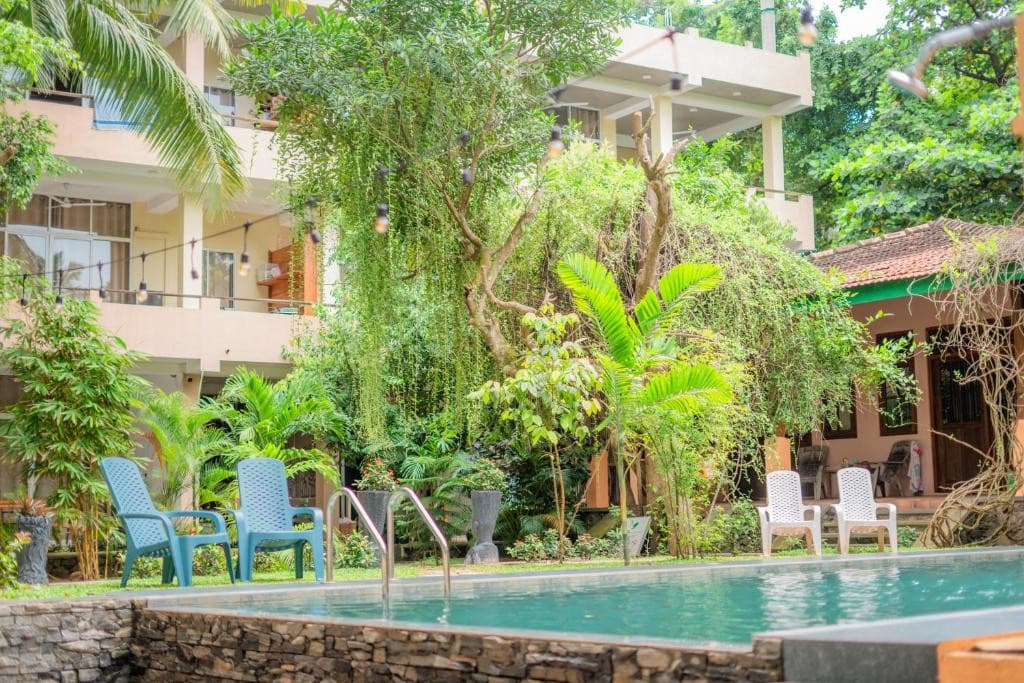 Monkey Villa