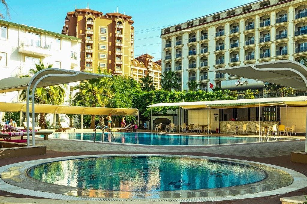 Sidekum Hotel