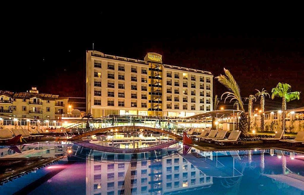 Sidekum Hotel