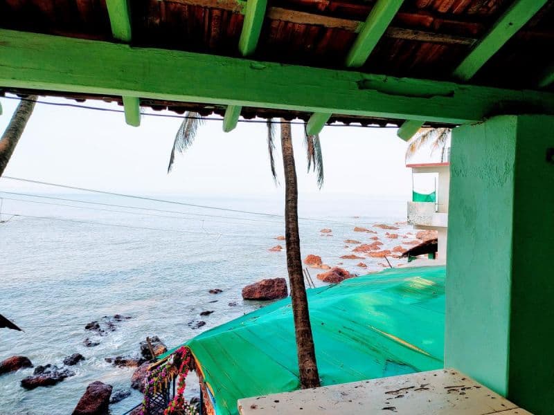 Sunny Cliff Stay