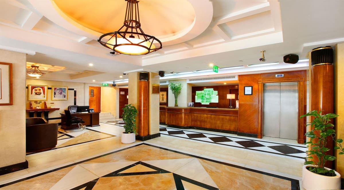 Excelsior Hotel Downtown