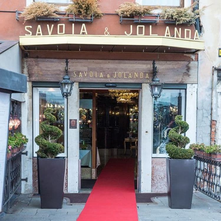 Savoia & Jolanda