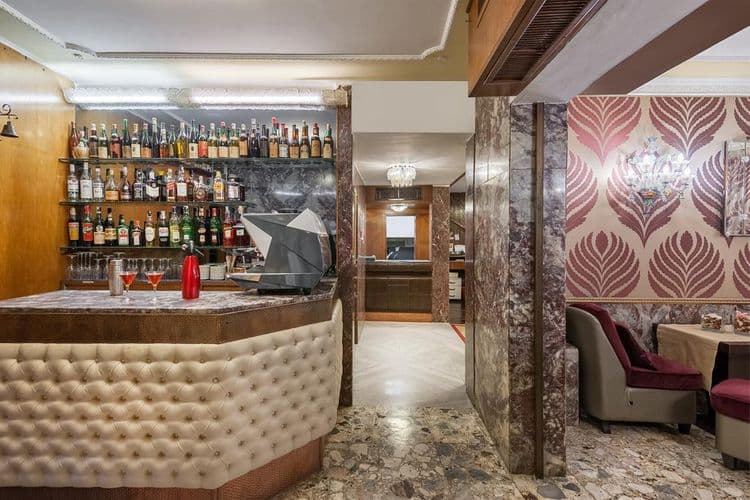 Montecarlo Hotel