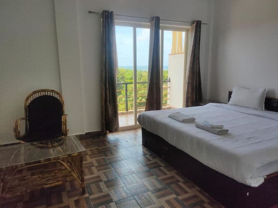 Padma Hotel (Ex: The Voyage)