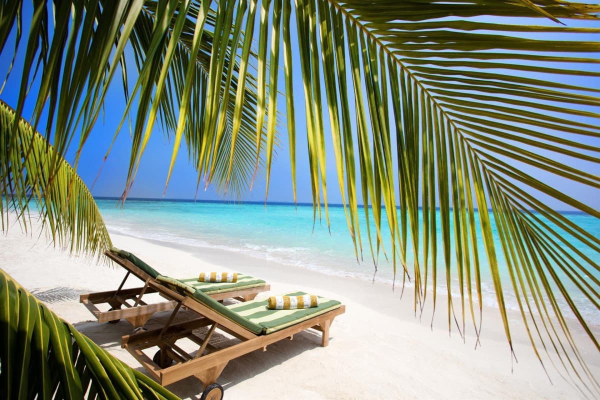 FURAVERI ISLAND RESORT
