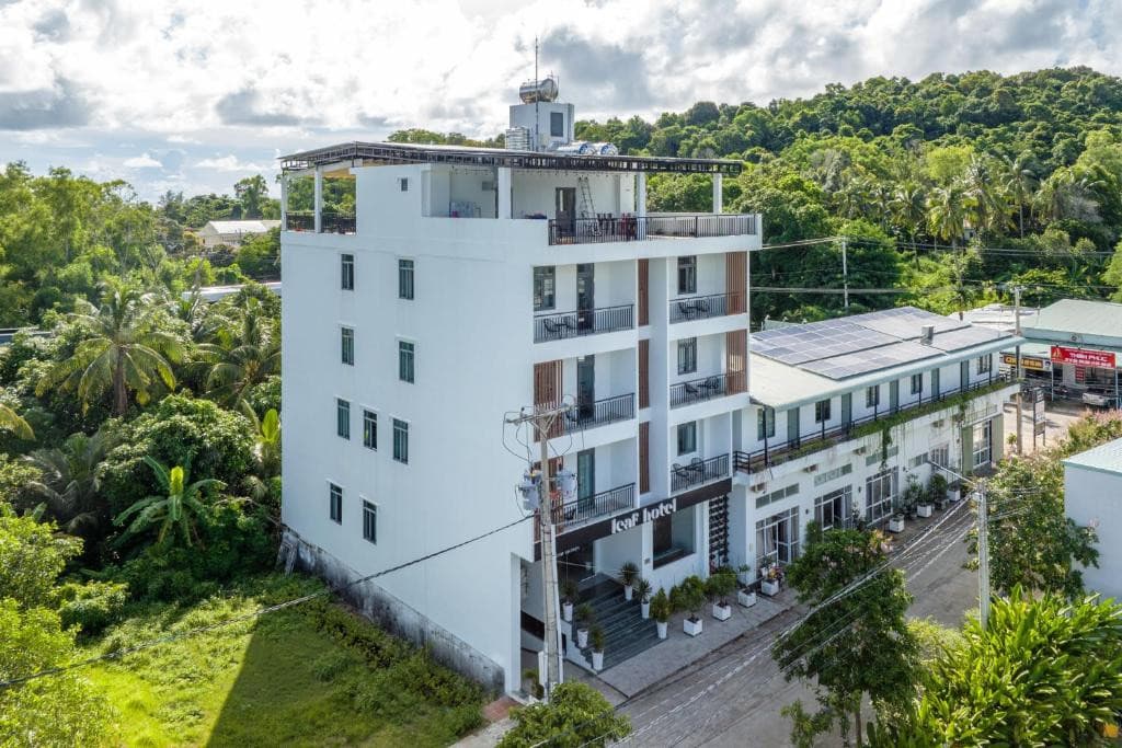 LEAF HOTEL PHU QUOC