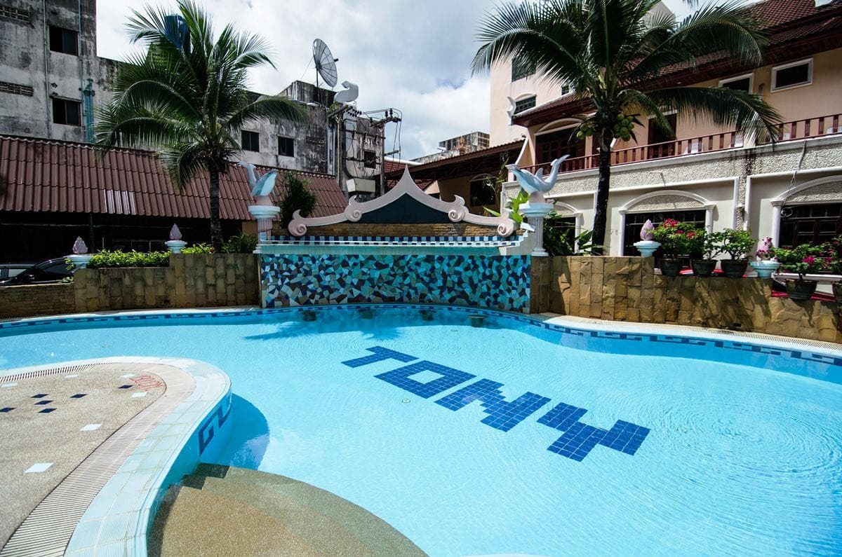 Tony Resort