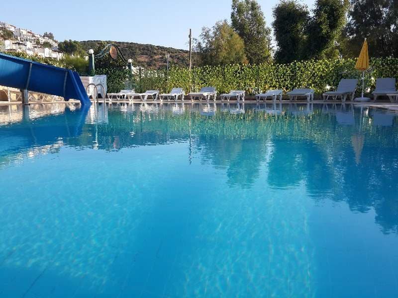Chronos Beach Hotel