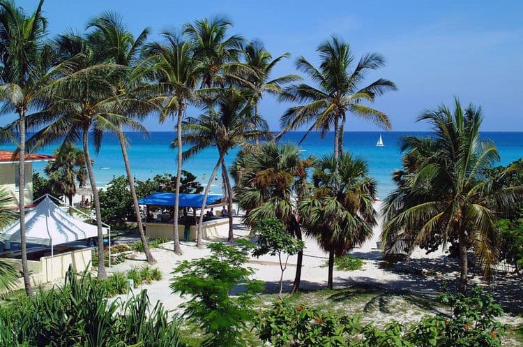 Sol Sirenas Coral Hotel