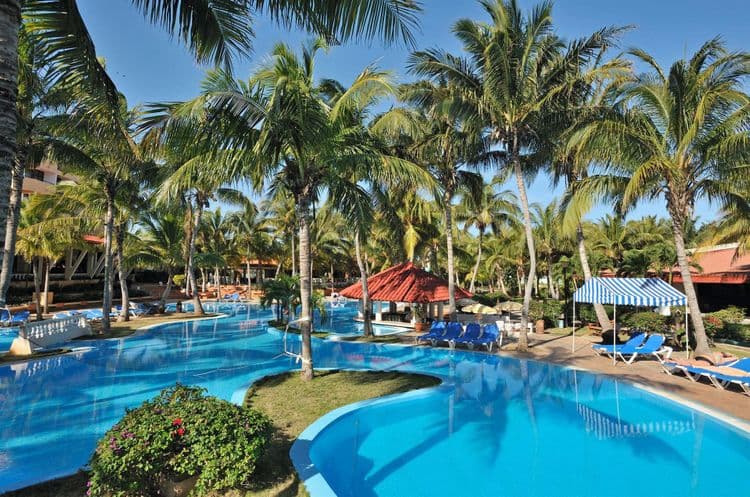 Sol Sirenas Coral Hotel