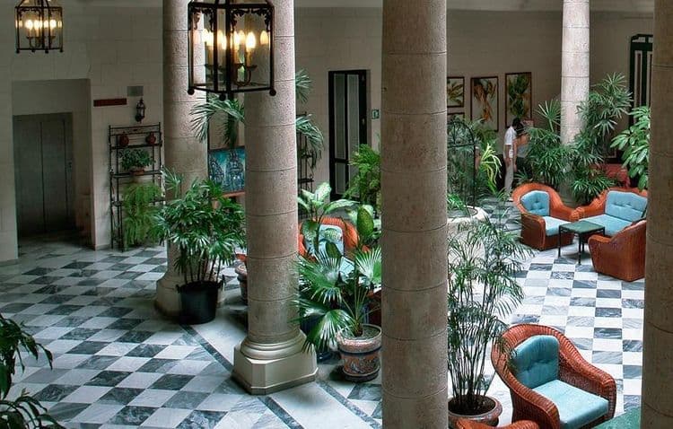 Florida Hotel
