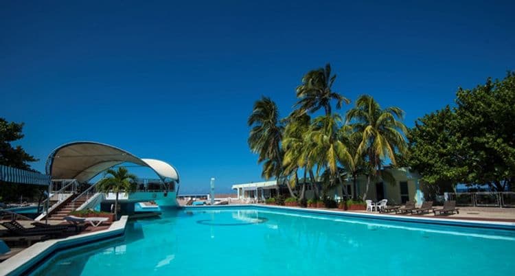 Gran Caribe Neptuno & Triton