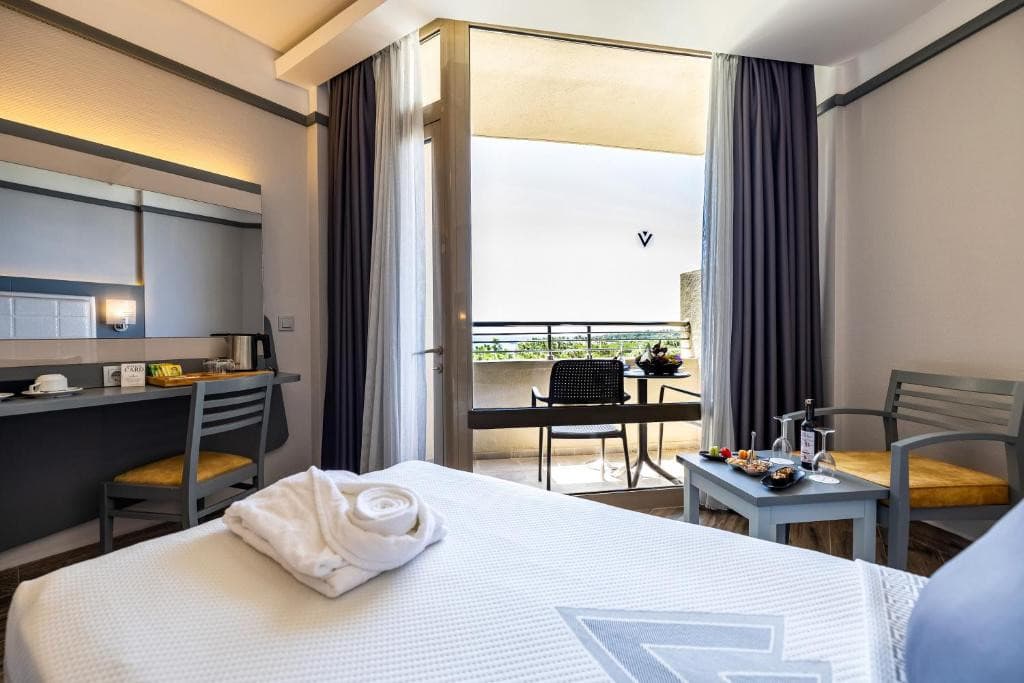 Vonresort Golden Coast Hotel
