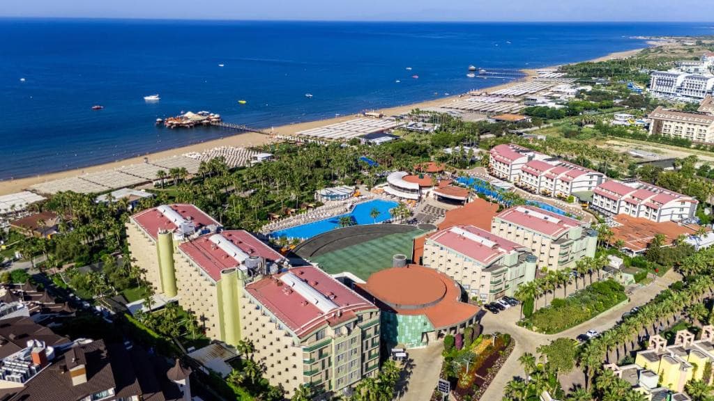 Vonresort Golden Coast Hotel