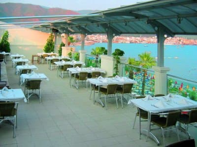 Royal Maris Hotel