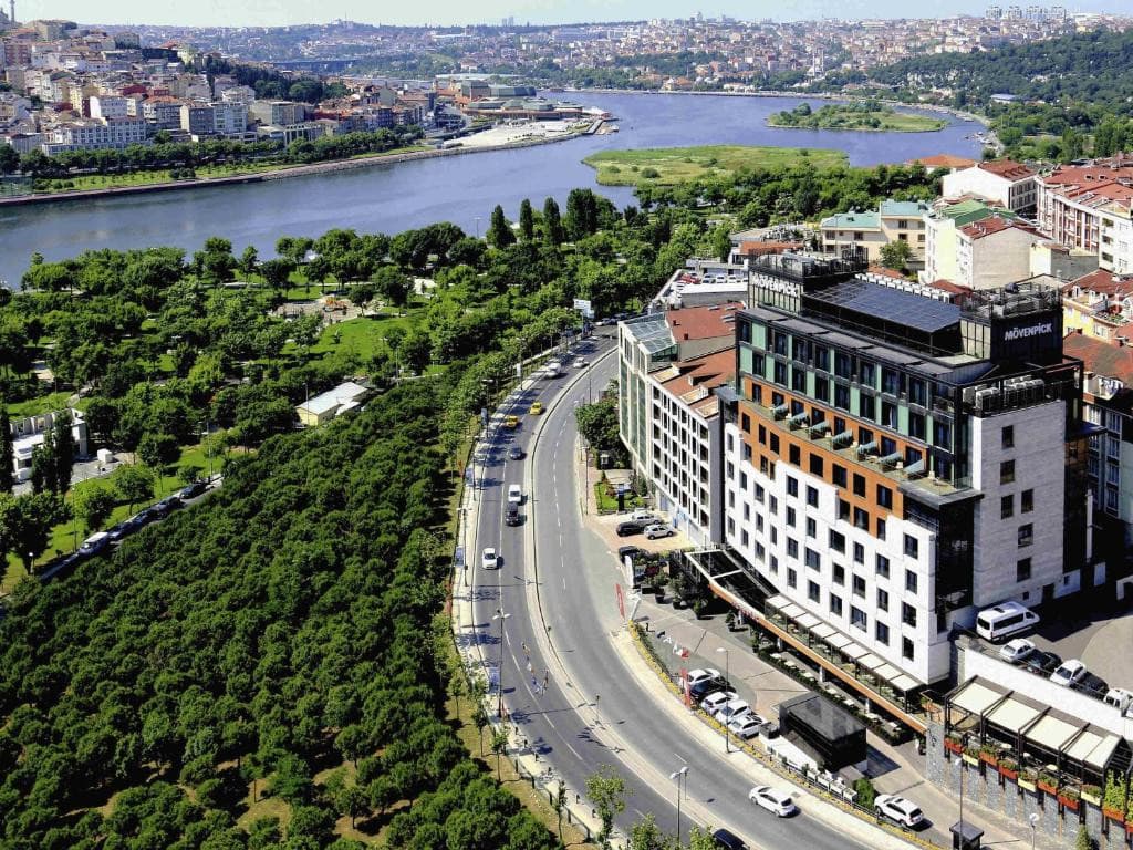 MOVENPICK HOTEL GOLDEN HORN