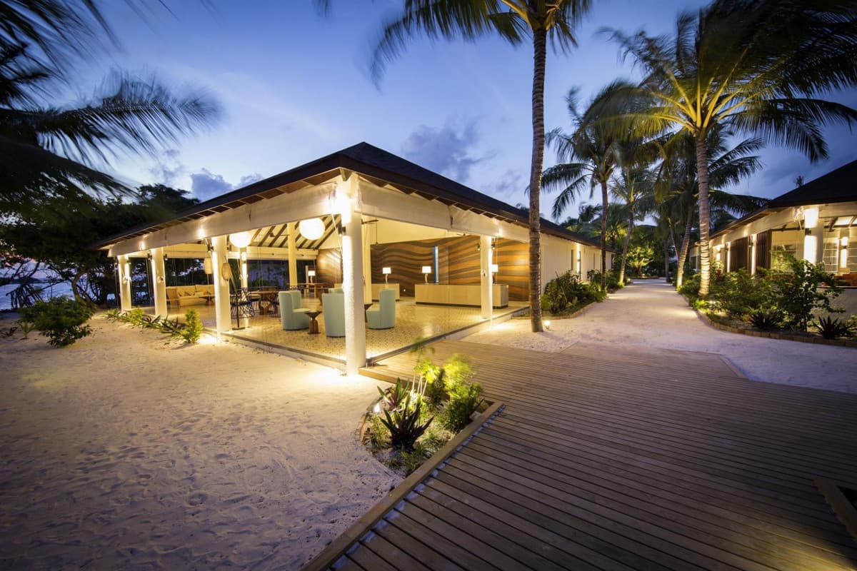 ROBINSON CLUB NOONU