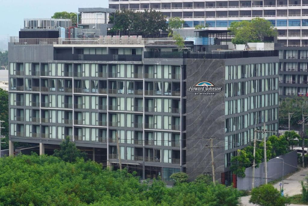 HOWARD JOHNSON BY WYNDHAM JC PATTAYA