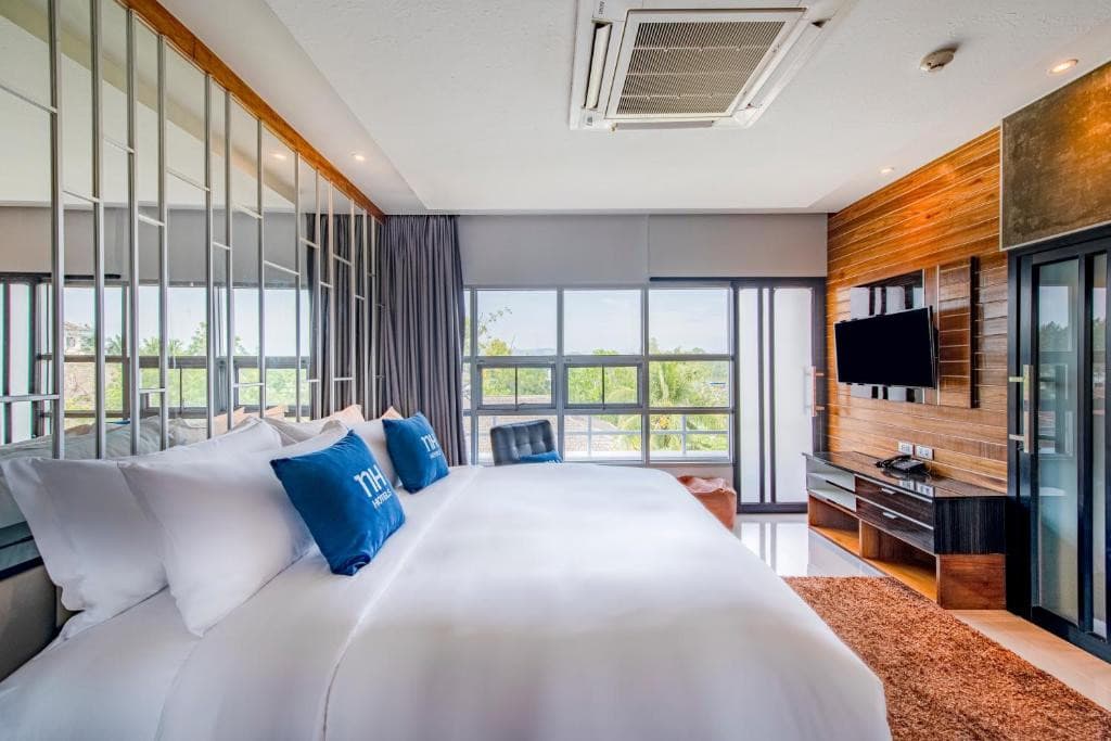 Nh Boat Lagoon Phuket Resort