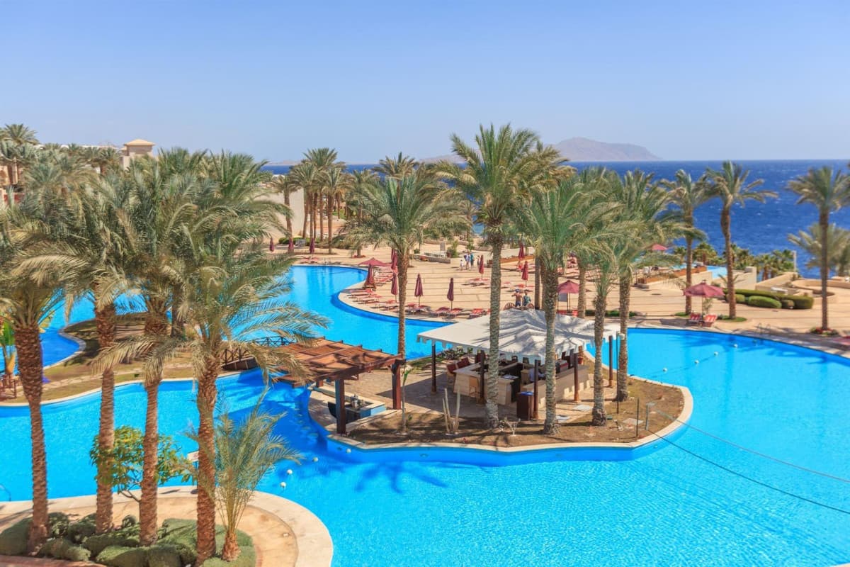 Grand Rotana Resort