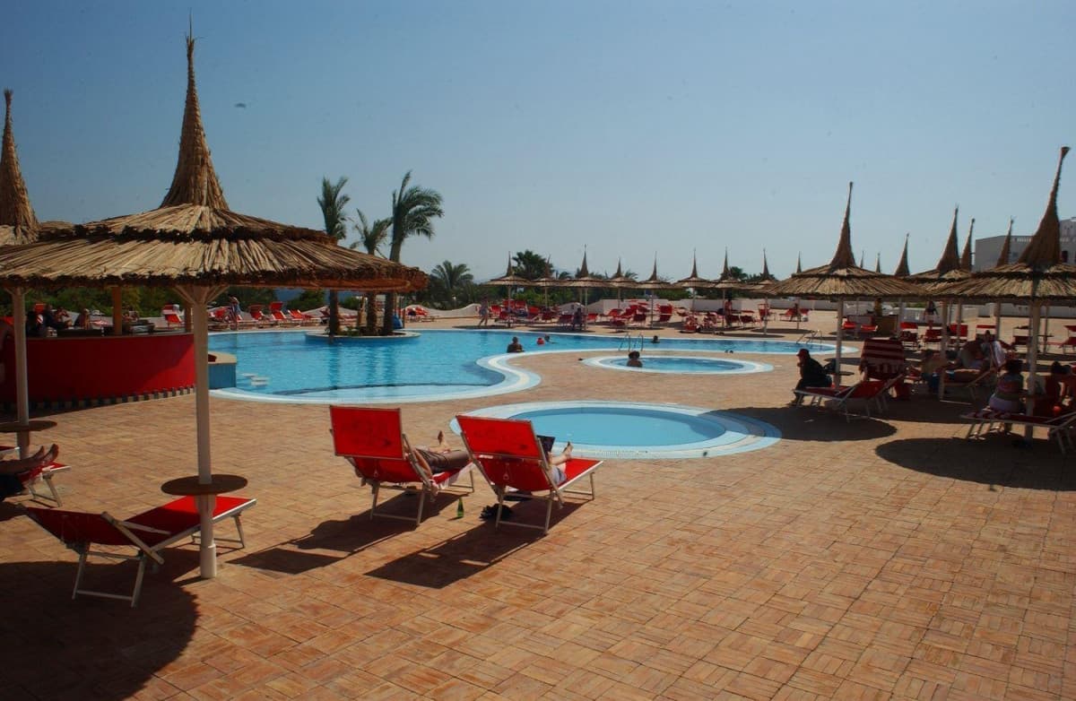 DOMINA CORAL BAY HAREM DELUXE