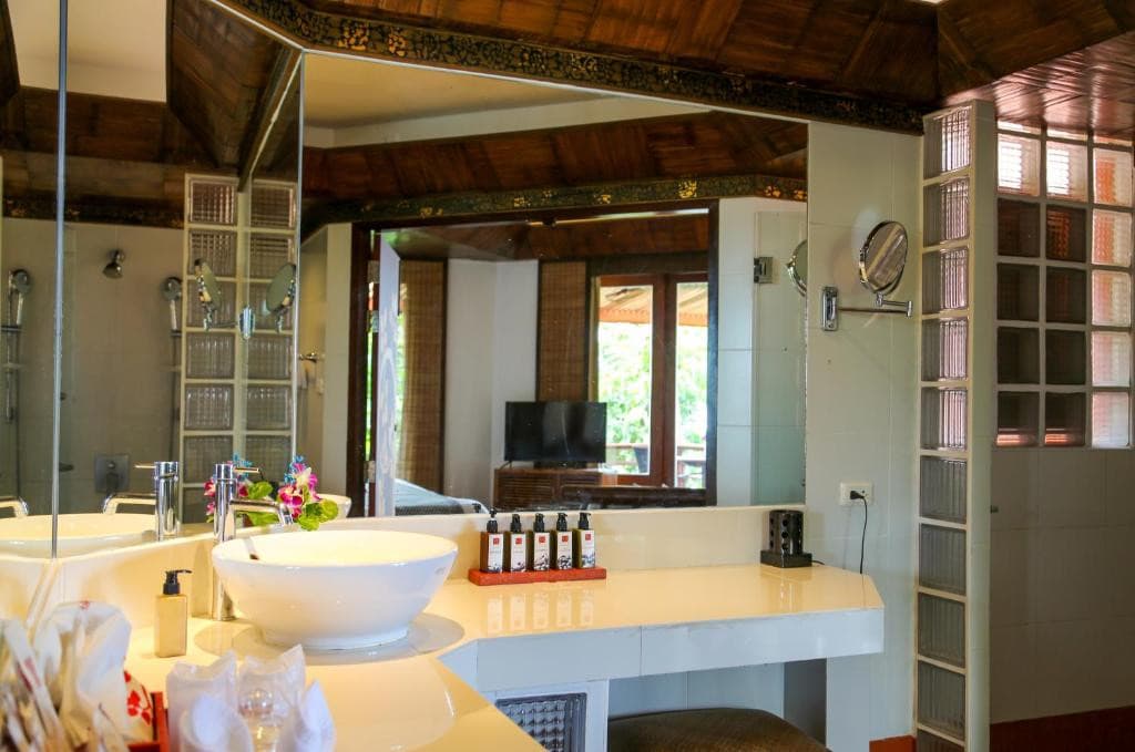 Mom Tri's Villa Royale