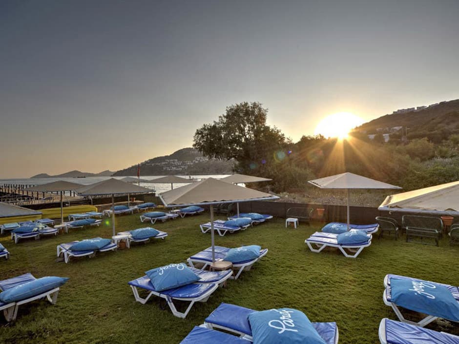 Golden Age Crystal Bodrum
