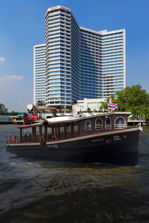 Royal Orchid Sheraton Hotel & Towers