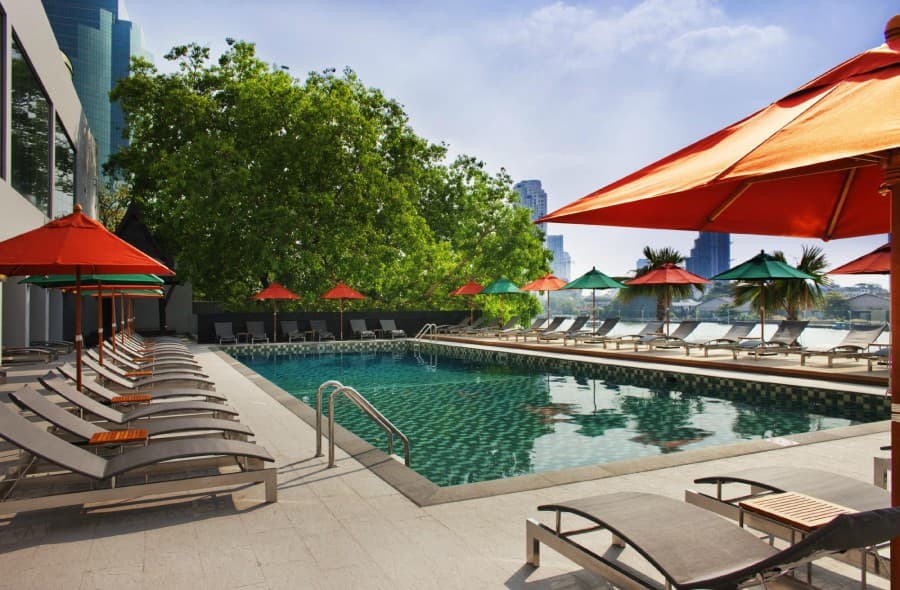 Royal Orchid Sheraton Hotel & Towers