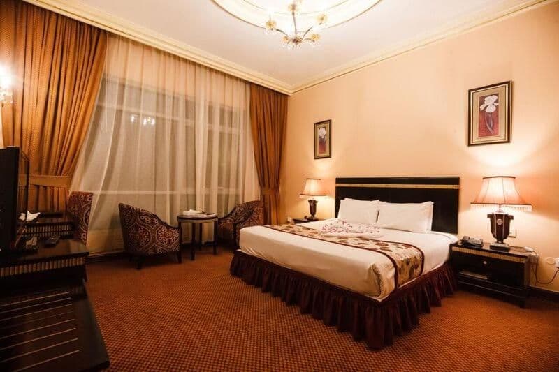 Ewan Hotel