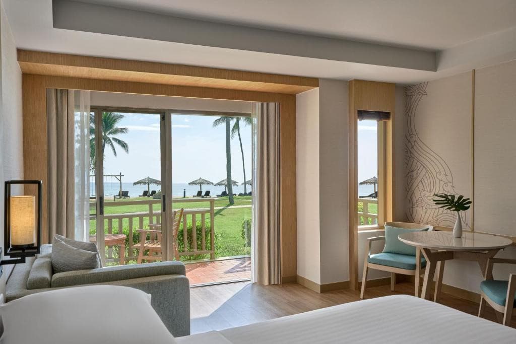 Phuket Marriott Resort & Spa, Merlin Beach