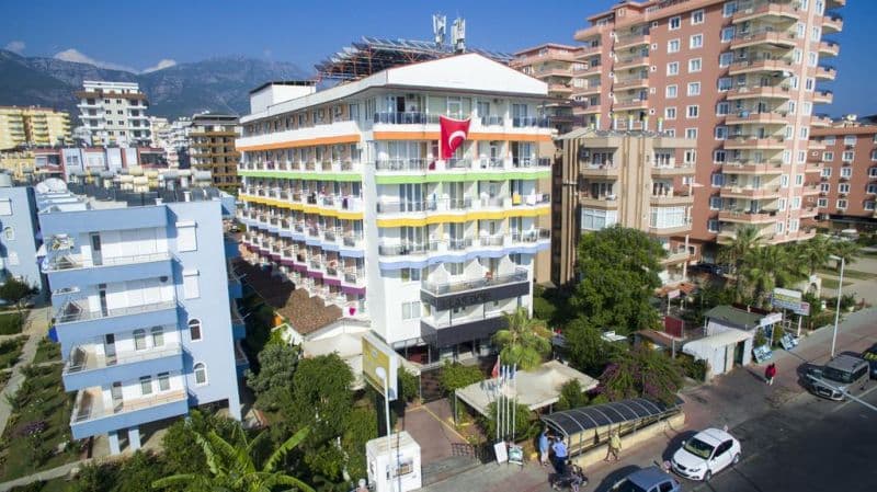 Klas Dom Hotel