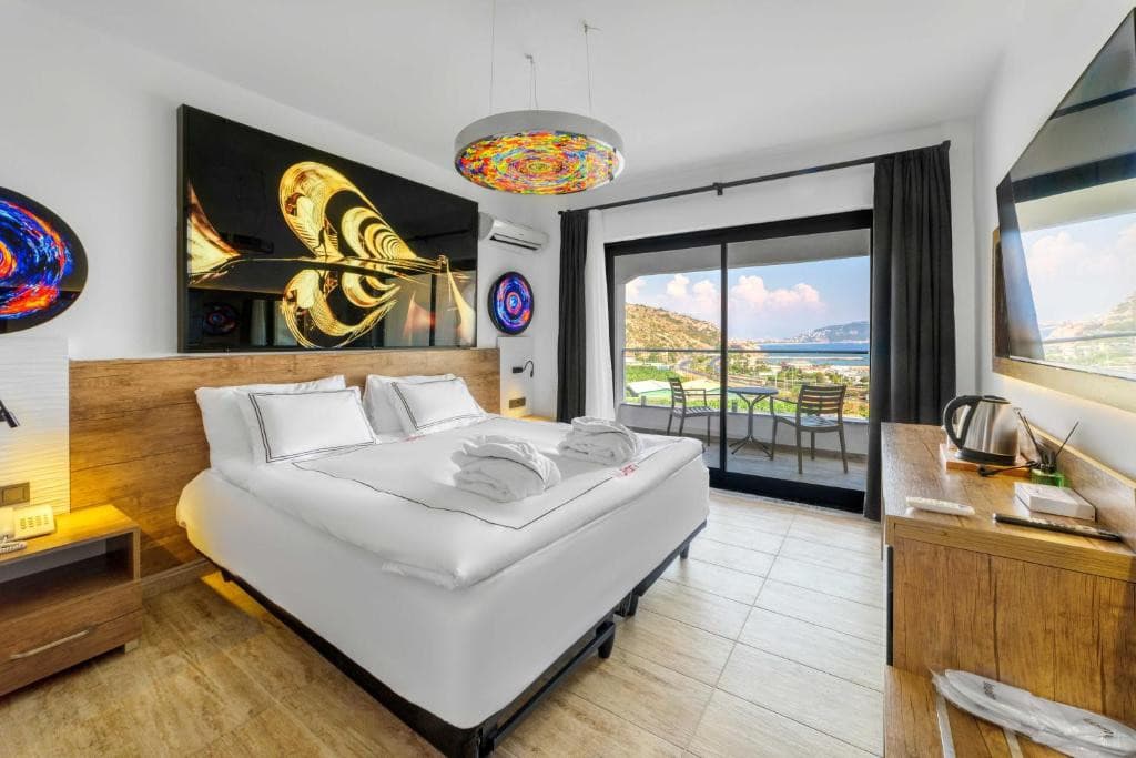 La Finca Hotel
