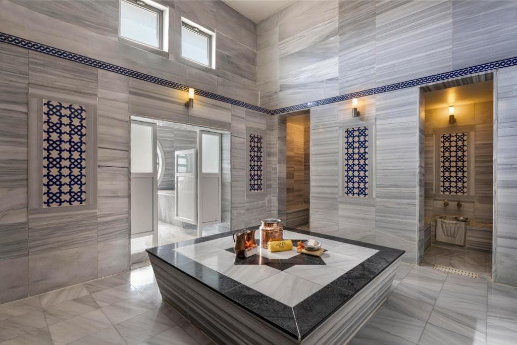 Limak Lara De Luxe Hotel & Resorts