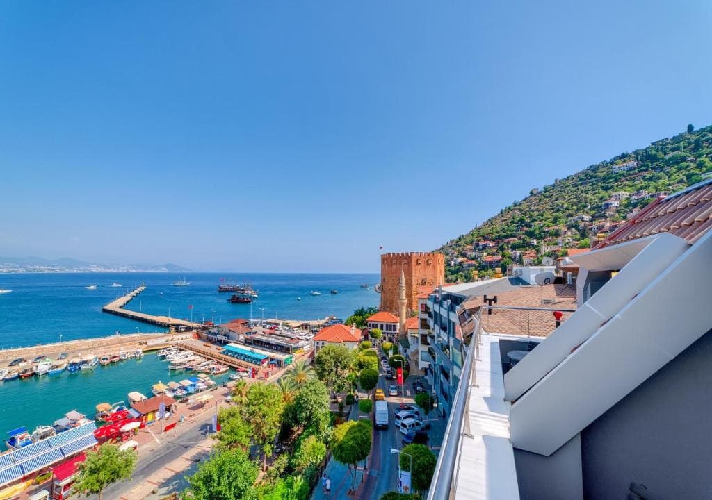 Seaport Hotel