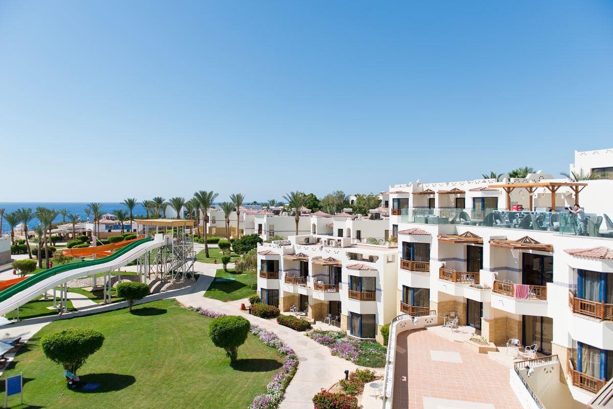 Shores Amphoras Resort