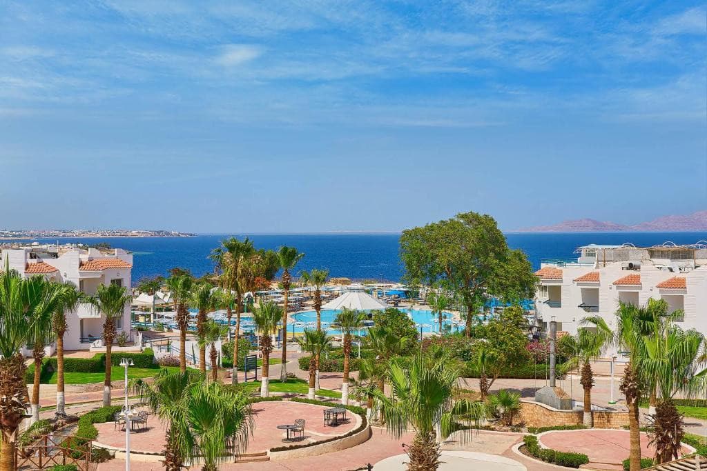 Dreams Beach Resort