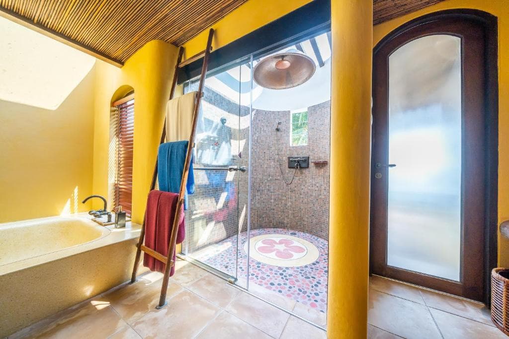PARADEE RESORT SPA