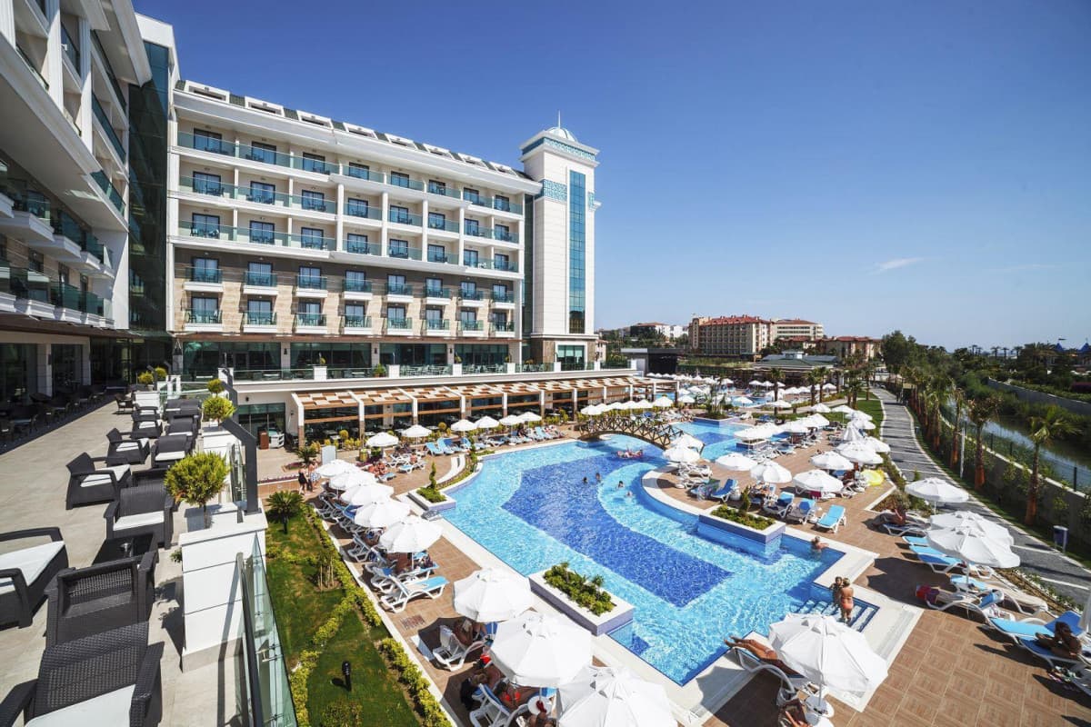 Luna Blanca Resort & Spa Hotel